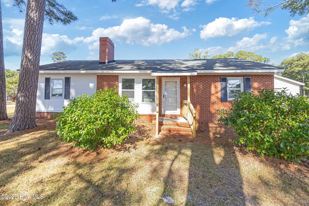 Photo of 115 Pine Street, Hertford, NC 27944 (MLS # 100536155)