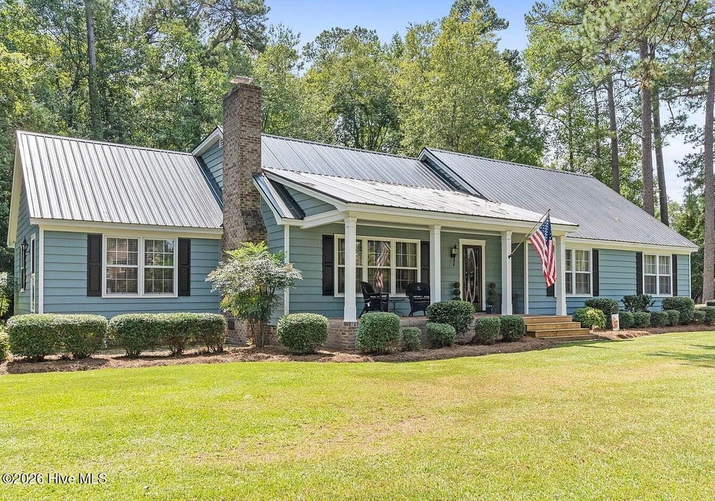 Photo of 106 Sandwall Drive, Tabor City, NC 28463 (MLS # 100609692)