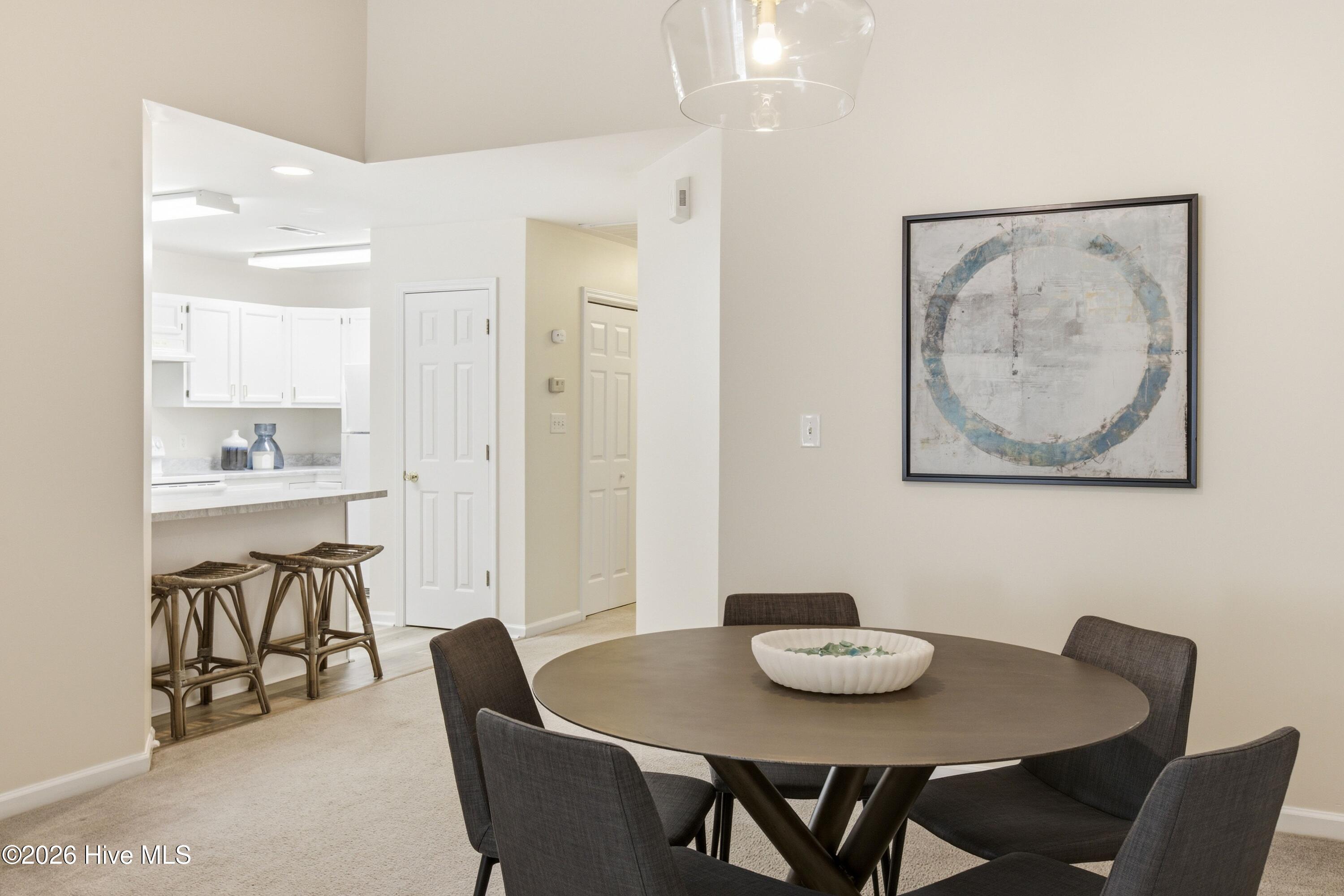 7432 Thais Trail
