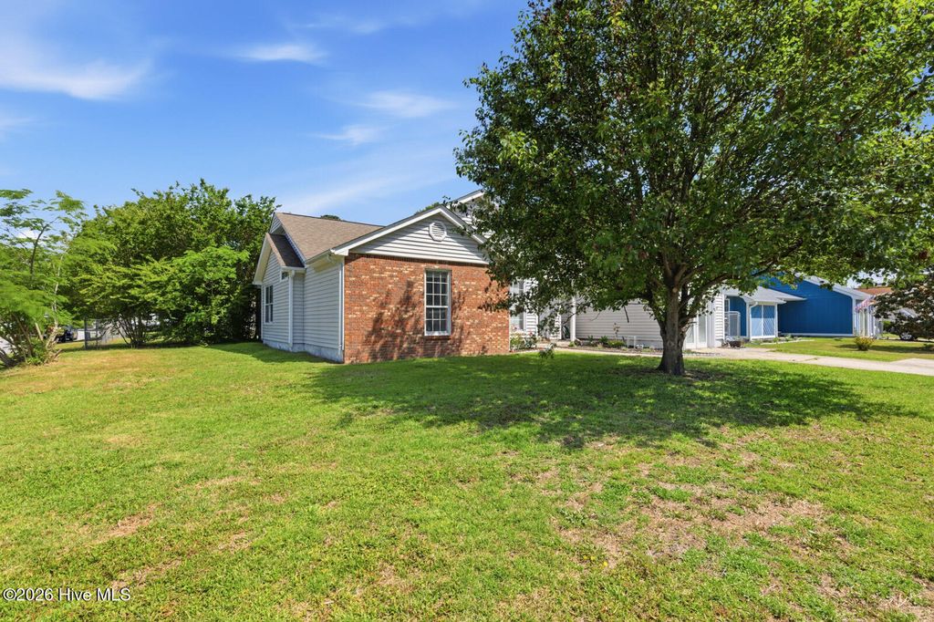 Photo of 2619 Idlebrook Circle, Midway Park, NC 28544 (MLS # 100574146)
