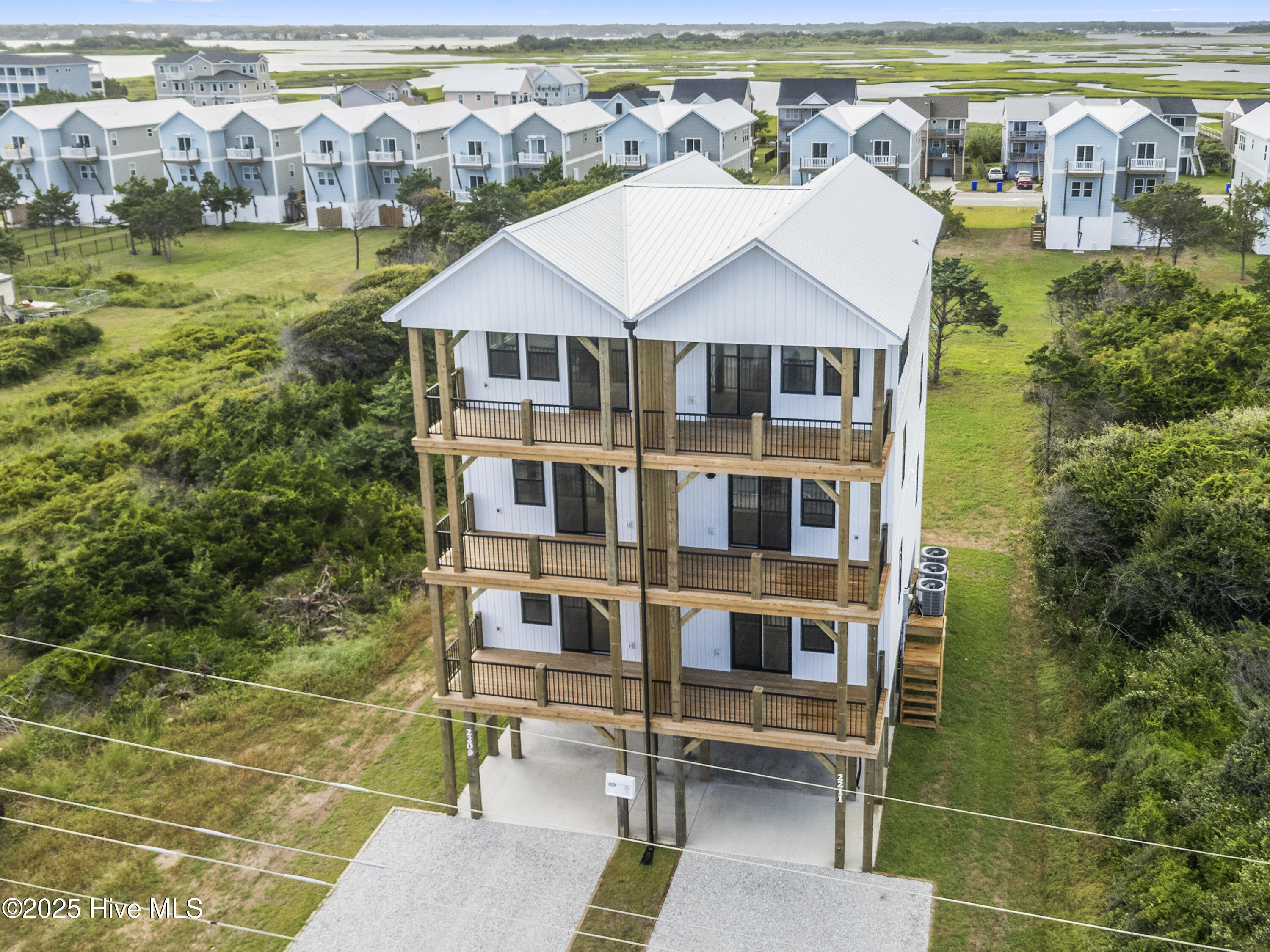 2209 New River Inlet Road 18a
