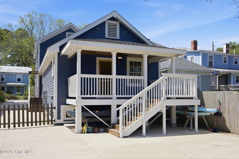 Tiny photo for 412 E 2nd Street, Washington, NC 27889 (MLS # 100562433)