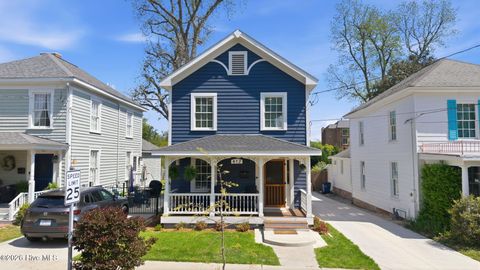 Photo of 412 E 2nd Street, Washington, NC 27889 (MLS # 100562433)