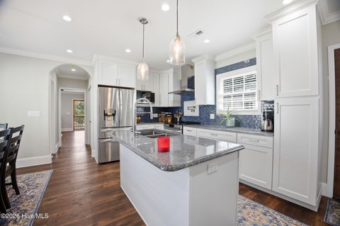 Tiny photo for 412 E 2nd Street, Washington, NC 27889 (MLS # 100562433)