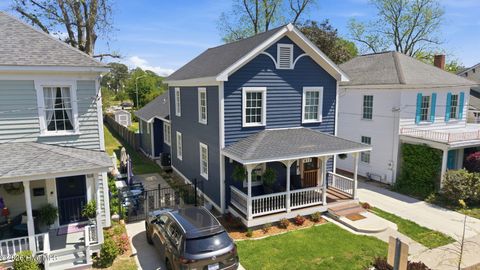 Tiny photo for 412 E 2nd Street, Washington, NC 27889 (MLS # 100562433)
