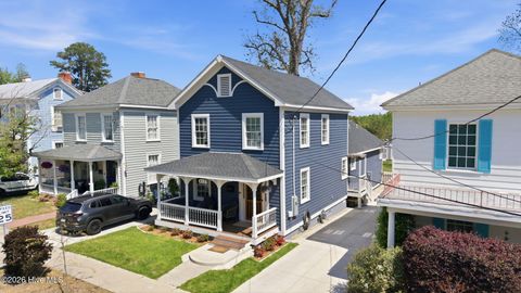 Tiny photo for 412 E 2nd Street, Washington, NC 27889 (MLS # 100562433)