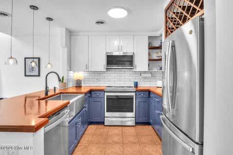 Tiny photo for 6211 Wrightsville Avenue #Apt 114, Wilmington, NC 28403 (MLS # 100592130)