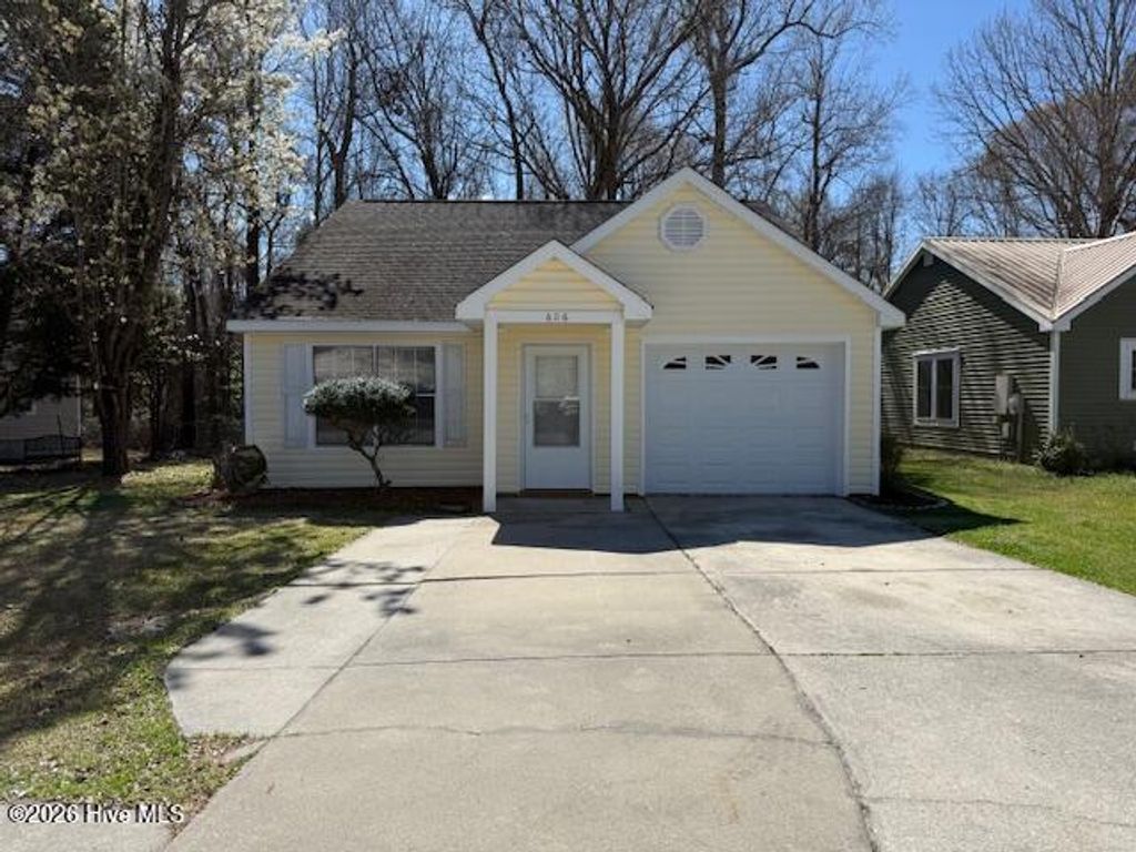 Photo of 606 S Hampton Drive, Jacksonville, NC 28546 (MLS # 100560206)