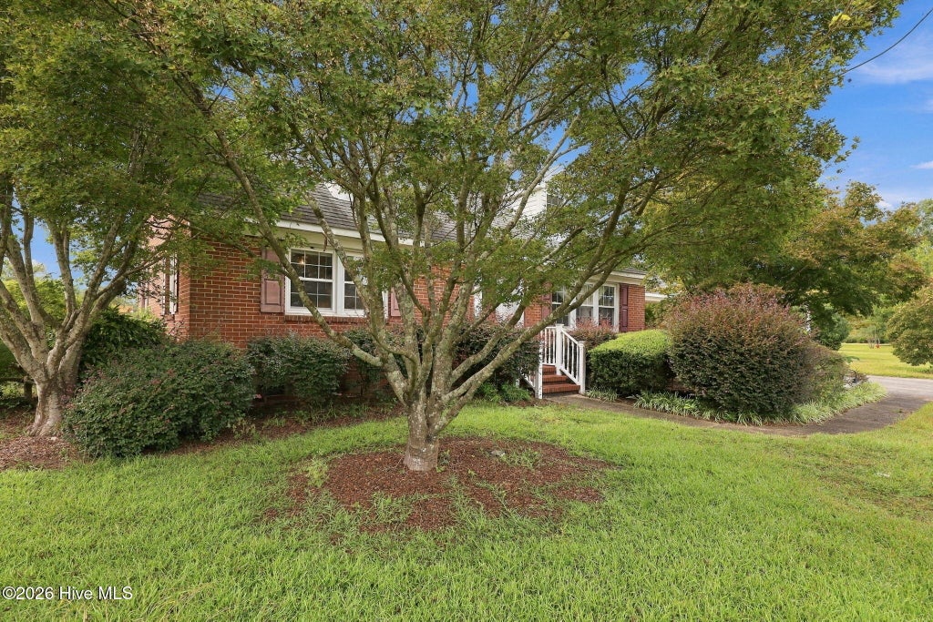 Photo of 209 Deborah Place, Jacksonville, NC 28540 (MLS # 100609897)