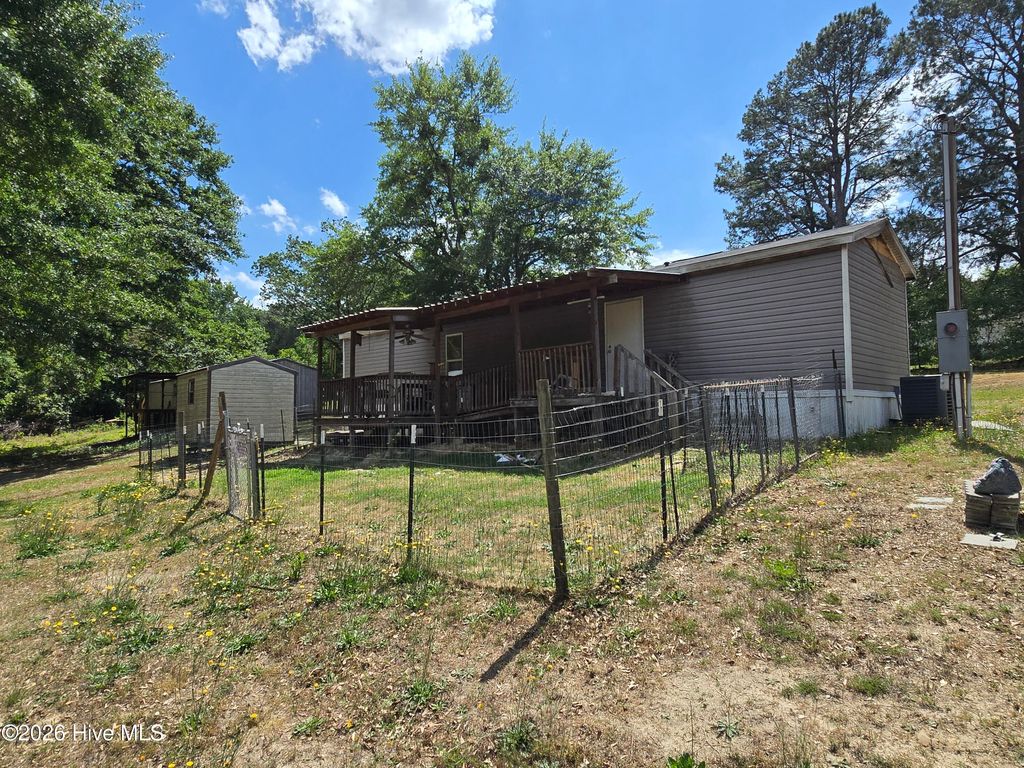 Photo of 127 Fairfield Drive, Rockingham, NC 28379 (MLS # 100573582)