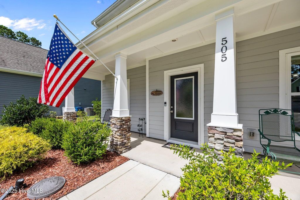 Photo of 505 W Red Head Circle, Sneads Ferry, NC 28460 (MLS # 100518510)