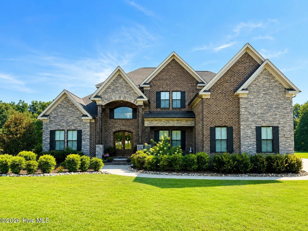 Photo of 1425 Fox Hollow Drive, Ayden, NC 28513 (MLS # 100598114)