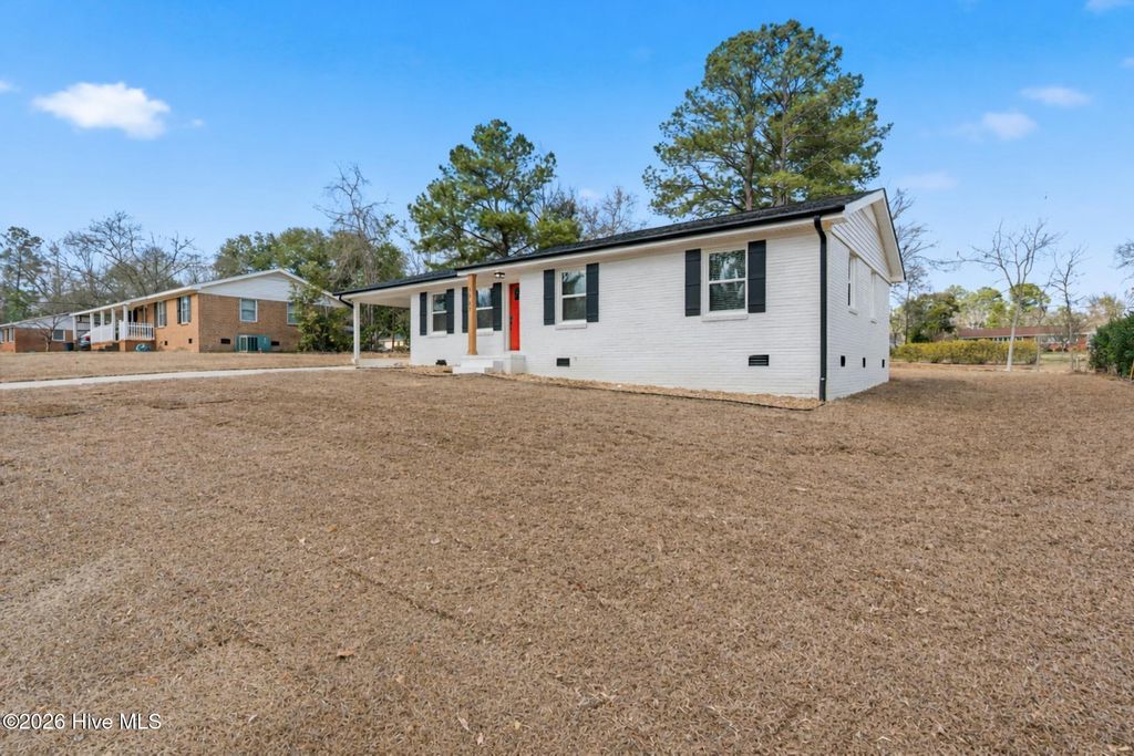 Photo of 1707 Pine Street, Rockingham, NC 28379 (MLS # 100578438)
