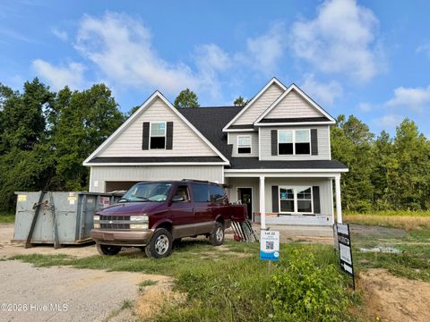 Homes For Sale - 3750 Chatsworth Drive<br/> La Grange, NC 28551