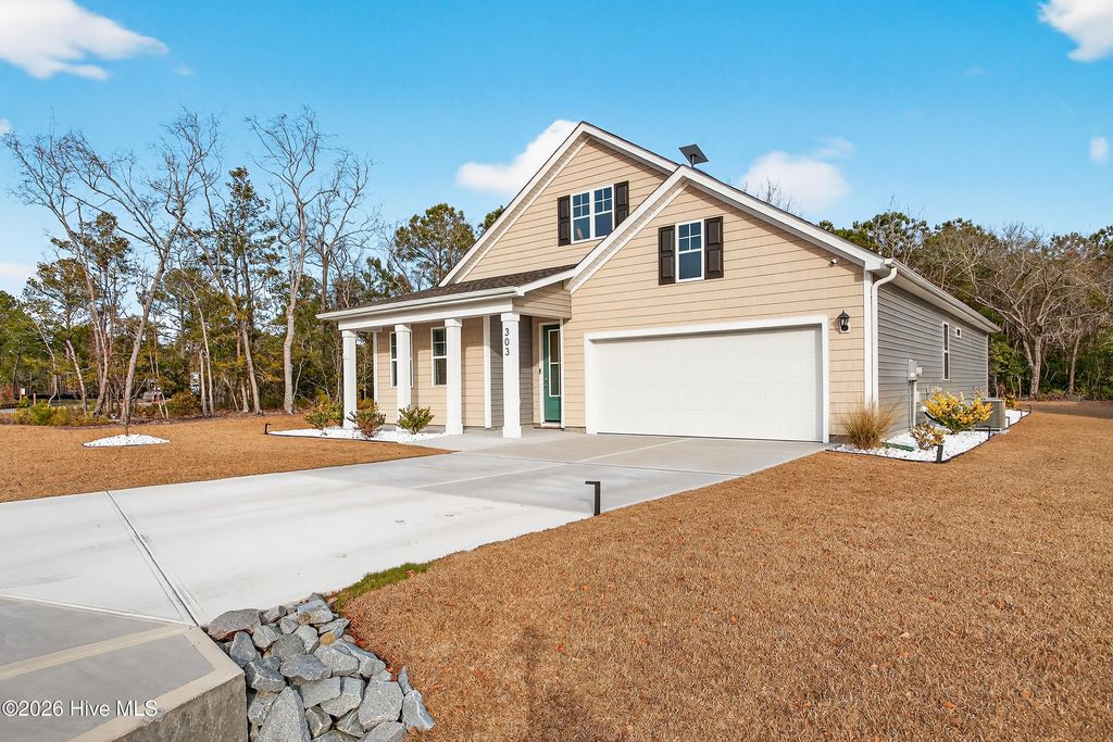 Photo of 303 Royal Eagle Court #Lot 332, Sneads Ferry, NC 28460 (MLS # 100552254)