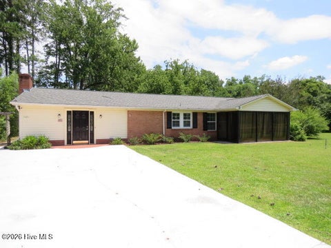 Homes For Sale - 9424 Nc 210 Highway<br/> Pender County, Rocky Point, NC 28457
