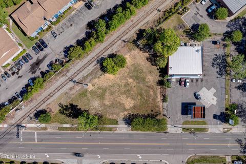 Tiny photo for 2323 Wrightsville Avenue, Wilmington, NC 28403 (MLS # 100545028)