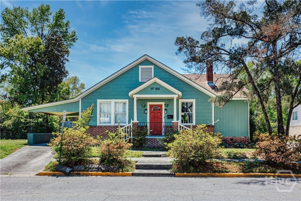 Photo of 801 E 36th Street, Savannah, GA 31401 (MLS # SA353337)