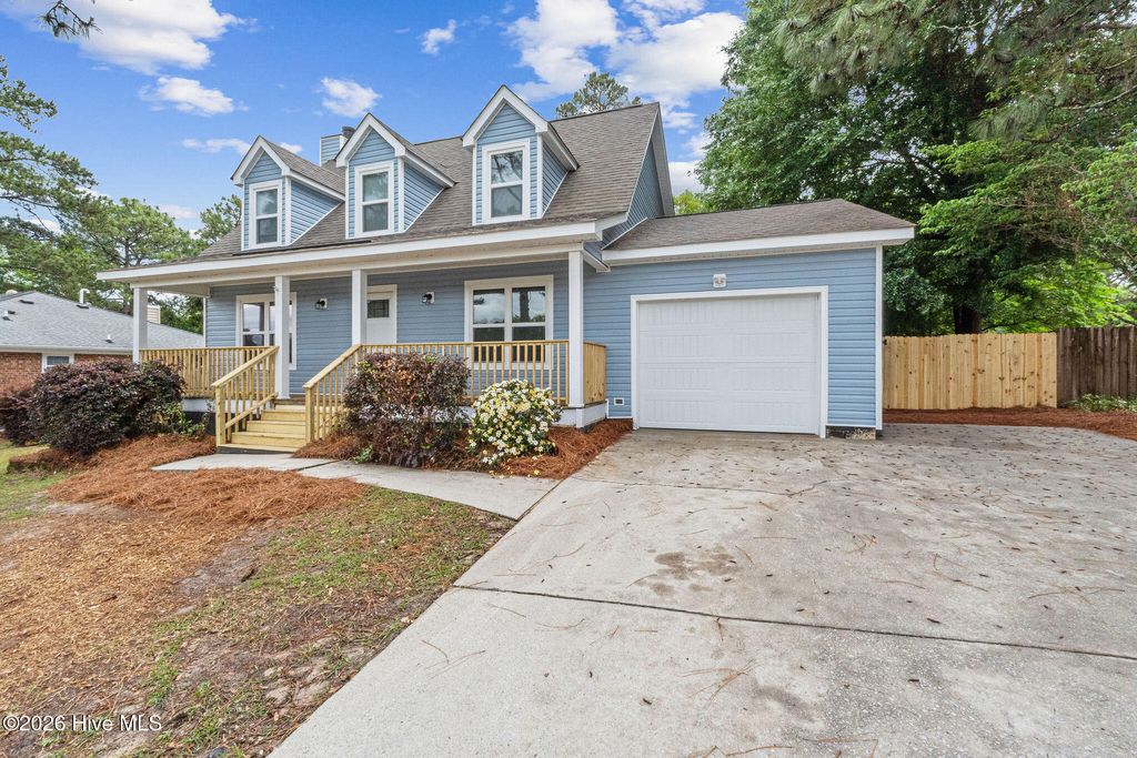 Photo of 50 Suffolk Drive, Aiken, SC 29803 (MLS # 100574050)
