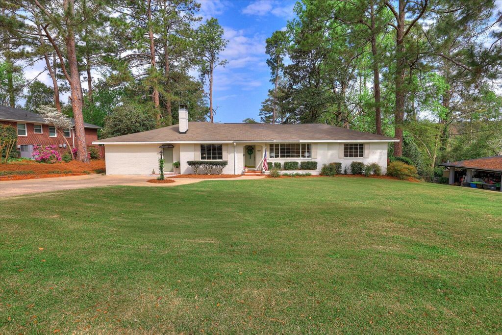 Photo of 2231 Huntington Road, Augusta, GA 30904 (MLS # 555096)