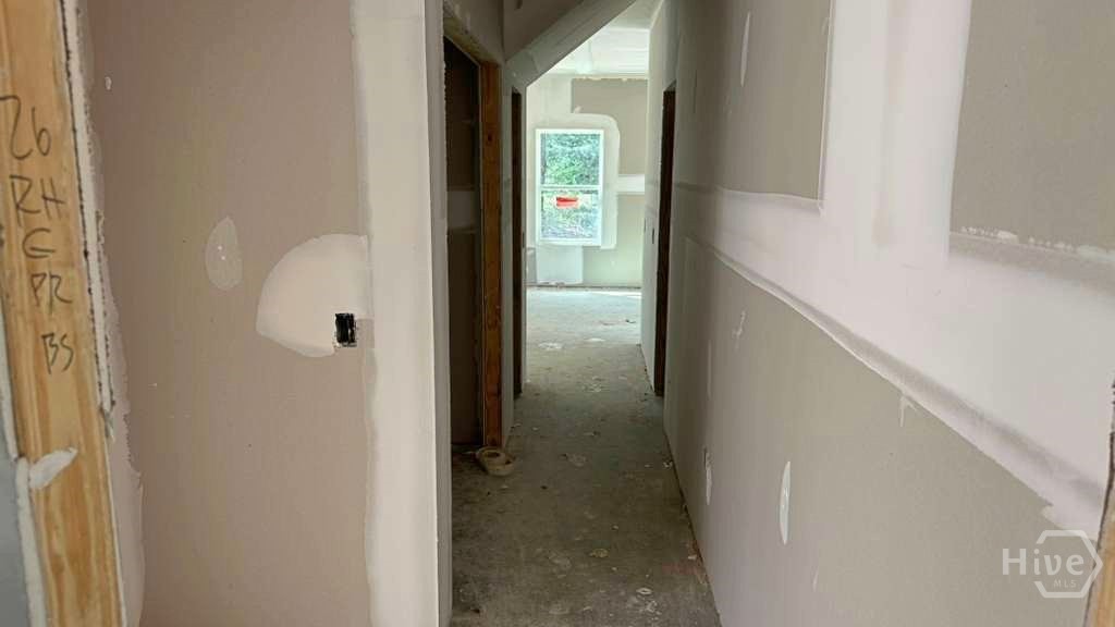 829 SE Stafford Dairy