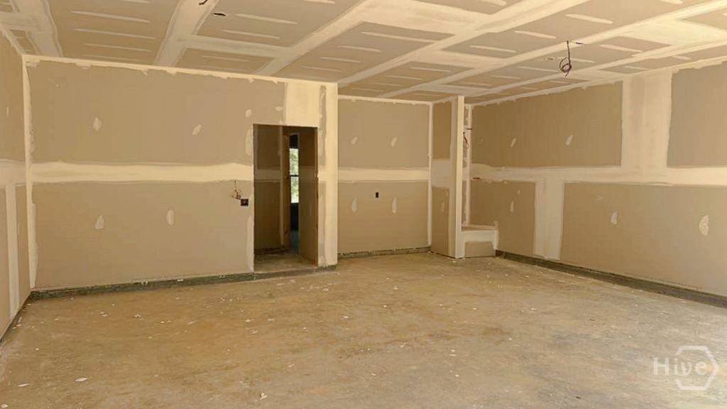 829 SE Stafford Dairy