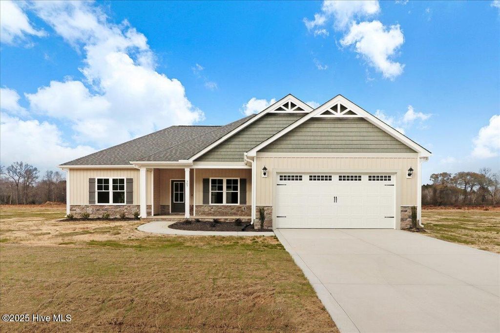 Photo of 307 Creeks Edge Drive, Pikeville, NC 27863 (MLS # 100534980)