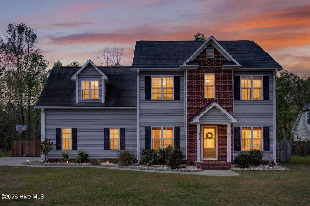 Photo of 1309 N Stage Coach Trail, Jacksonville, NC 28546 (MLS # 100565225)