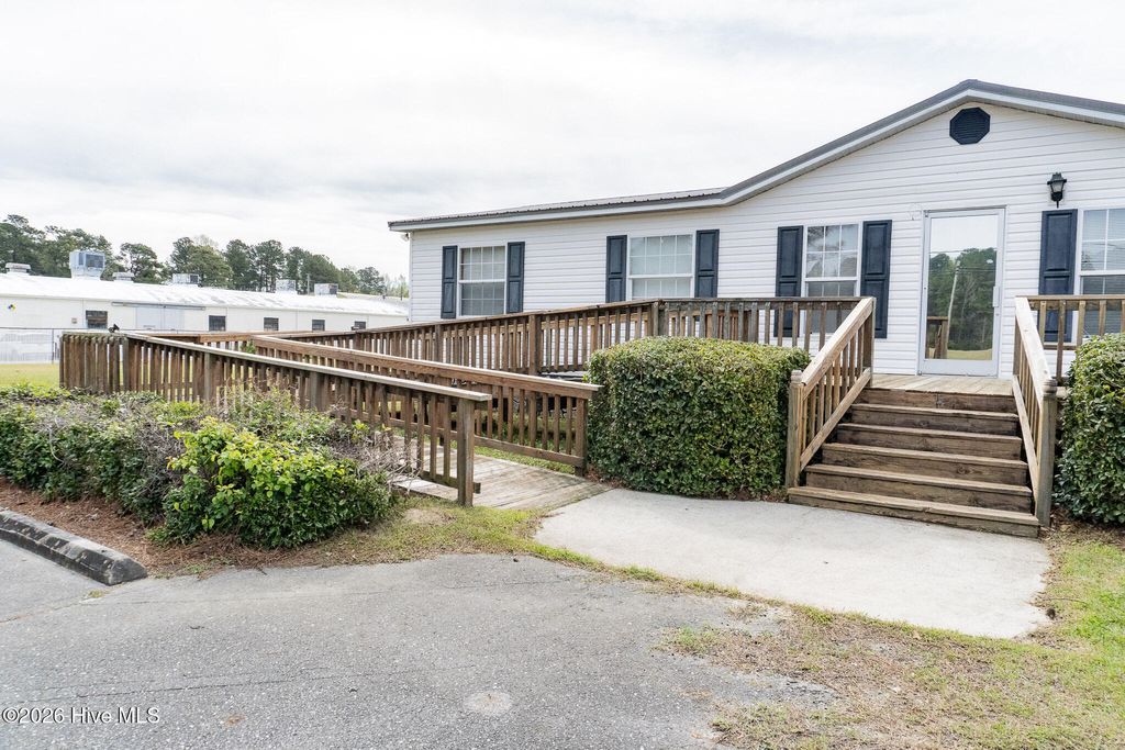 Photo of 904 Jefferson Street, Whiteville, NC 28472 (MLS # 100561014)