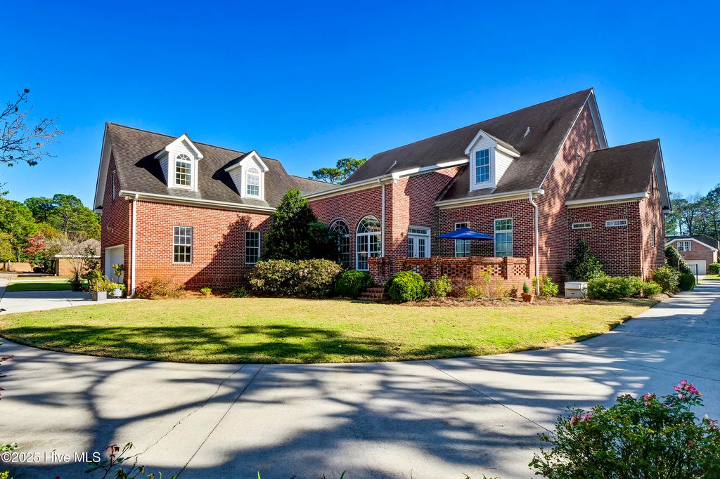 Photo of 1929 Glen Meade Road, Wilmington, NC 28403 (MLS # 100559823)