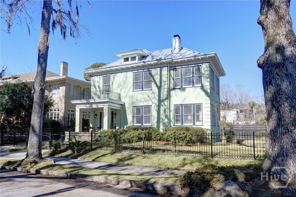 Photo of 132 E 45th Street, Savannah, GA 31405 (MLS # SA348596)