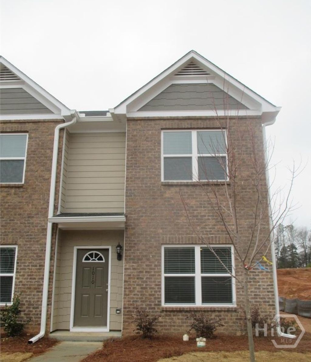 Photo of 1010 Binghampton Circle, Bogart, GA 30622 (MLS # CL352564)