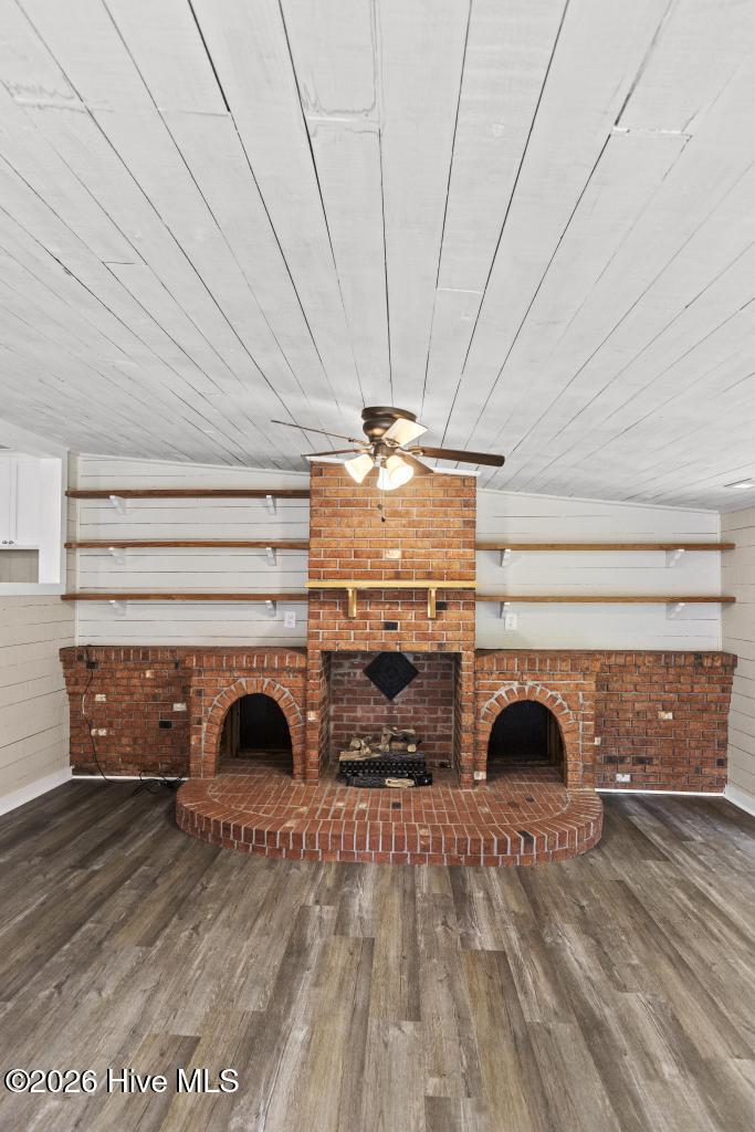 2113 N Parker Road