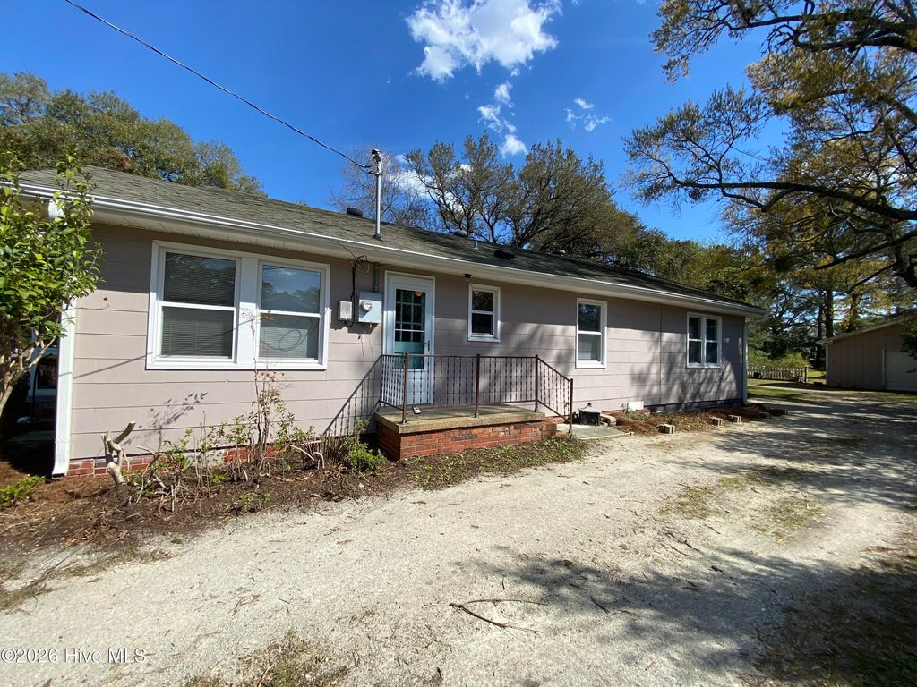 Photo of 4130 Lake Avenue, Wilmington, NC 28403 (MLS # 100565723)