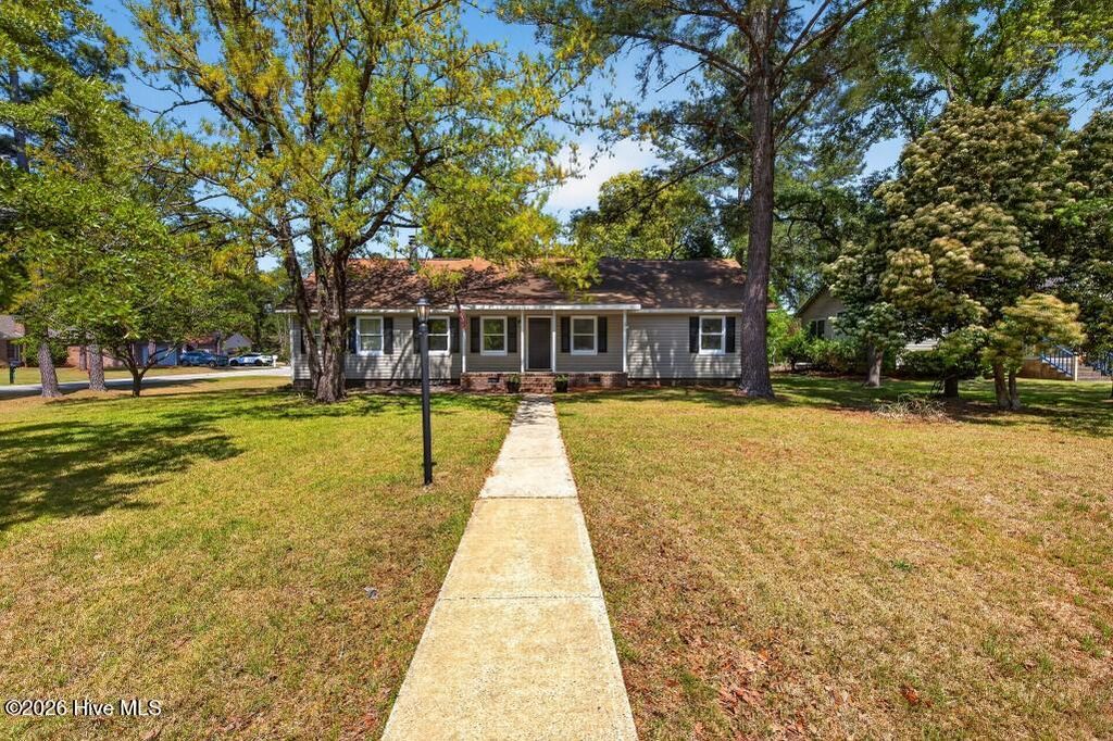 Photo of 5801 Port Drive, New Bern, NC 28560 (MLS # 100567692)