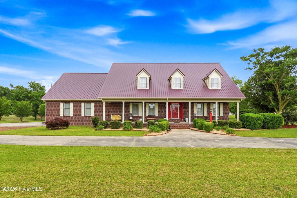 Photo of 2000 Moltonville Road, Clinton, NC 28328 (MLS # 100571807)