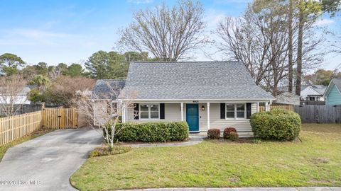 Tiny photo for 6621 Sunwood Circle, Wilmington, NC 28405 (MLS # 100560305)