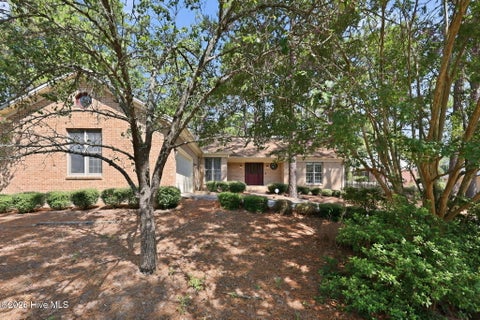 Photo of 965 Monticello Drive, Pinehurst, NC 28374 (MLS # 100598758)