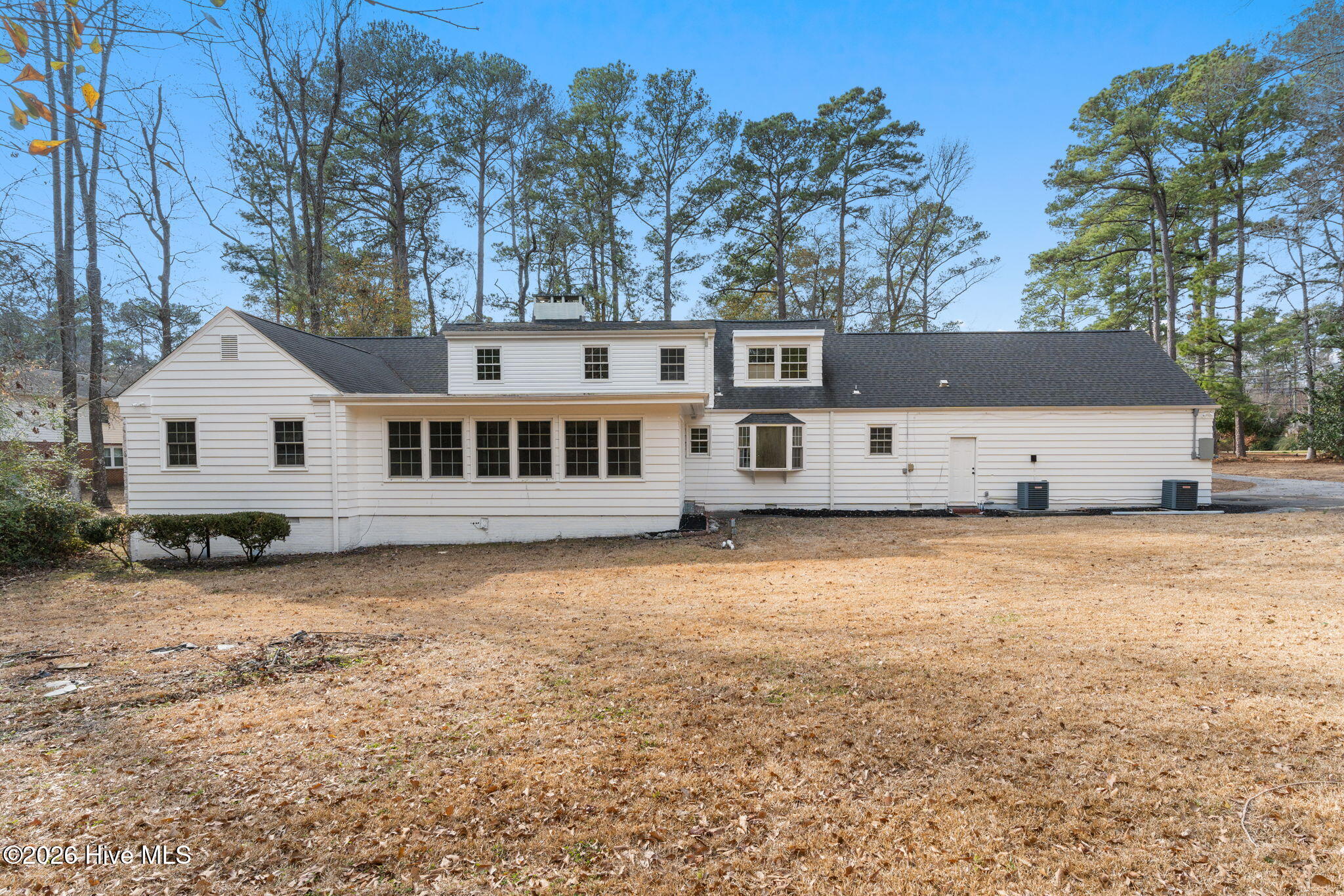 305 Country Club Drive