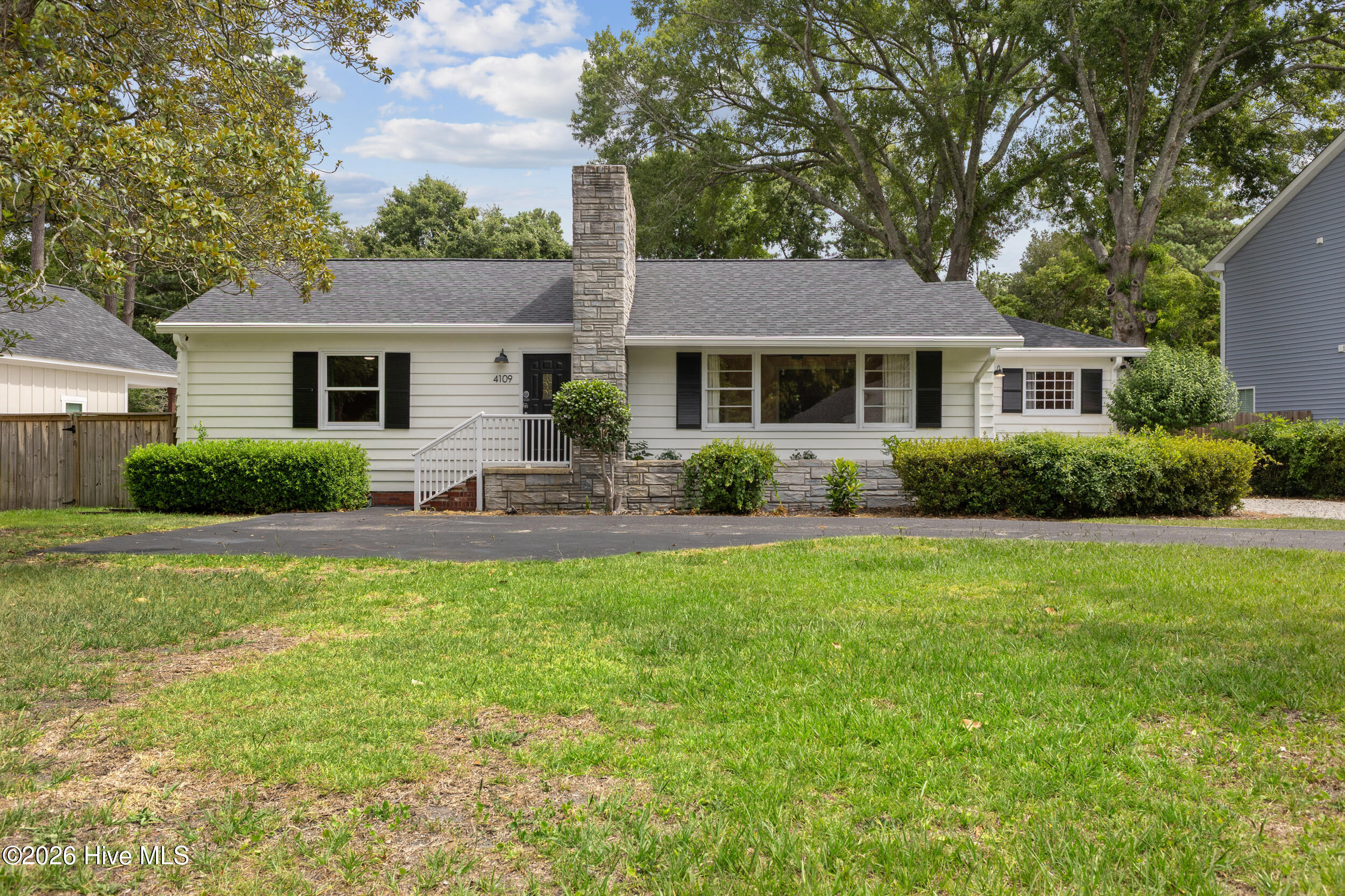 4109 Peachtree Avenue