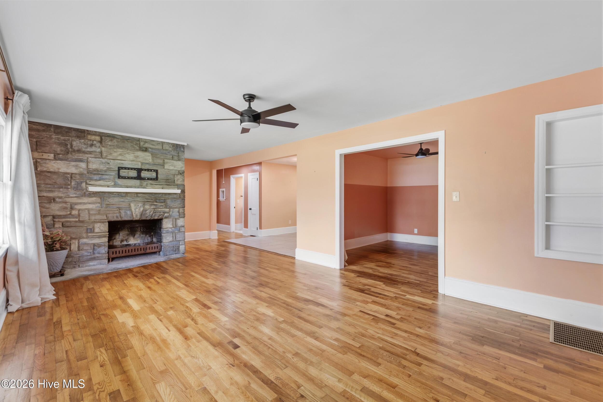 4109 Peachtree Avenue