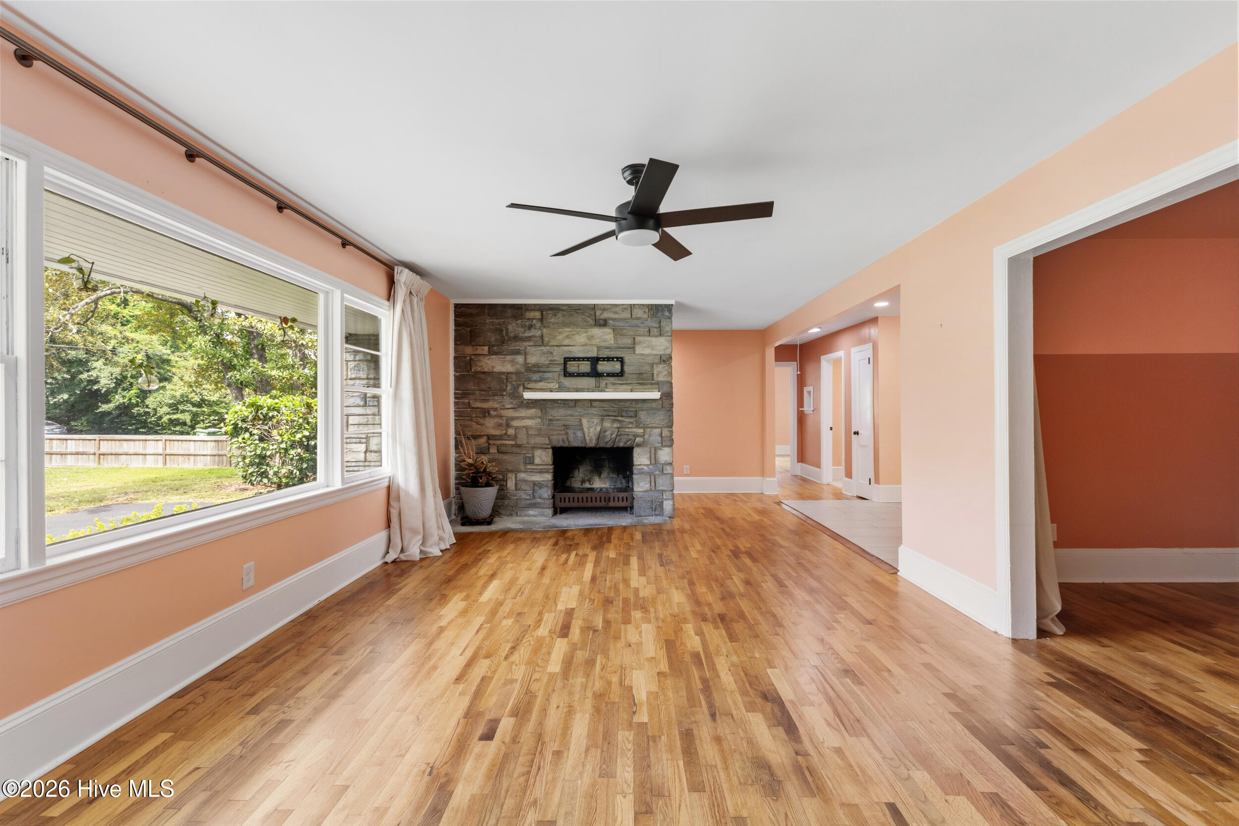 4109 Peachtree Avenue