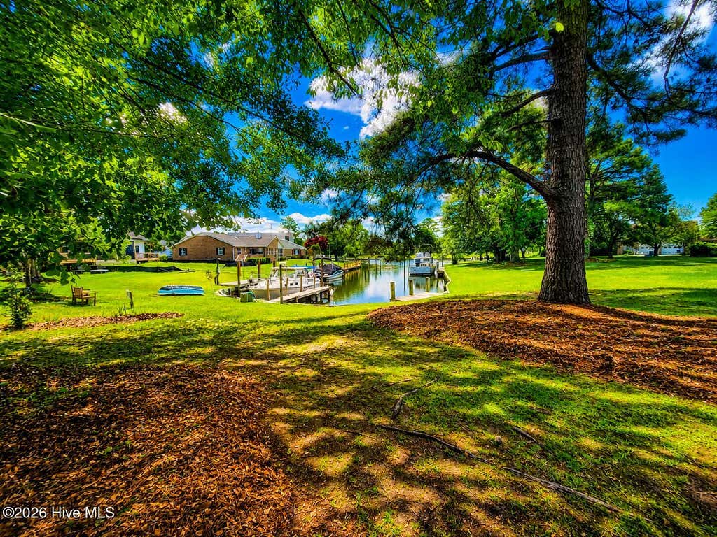 Photo of 1206 Pelican Drive, New Bern, NC 28560 (MLS # 100584480)