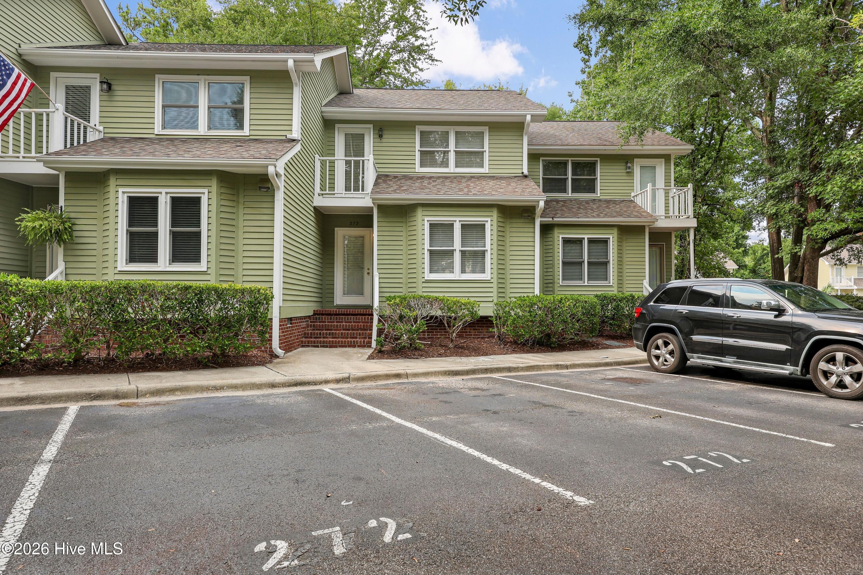 1800 Eastwood Road Apt 272