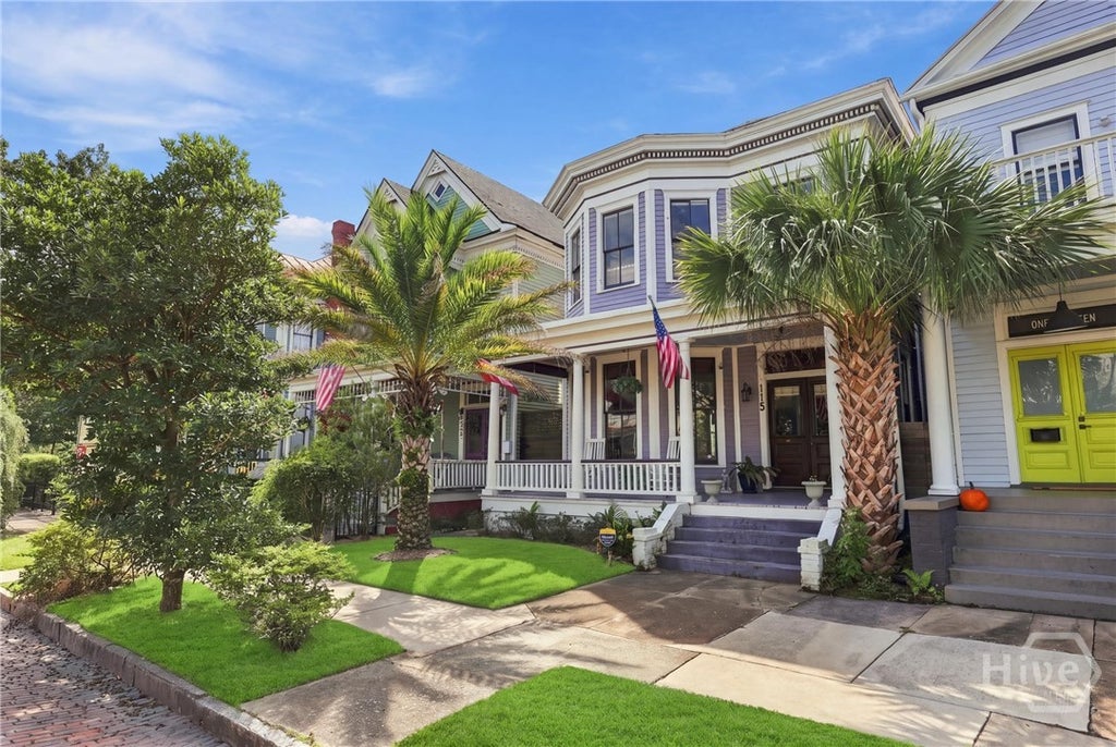 Photo of 115 E 36th Street, Savannah, GA 31401 (MLS # SA366031)