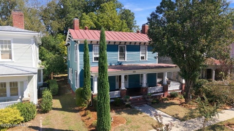 Tiny photo for 206 E 2nd Street, Washington, NC 27889 (MLS # 100607488)