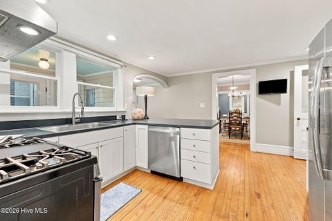 Tiny photo for 206 E 2nd Street, Washington, NC 27889 (MLS # 100607488)