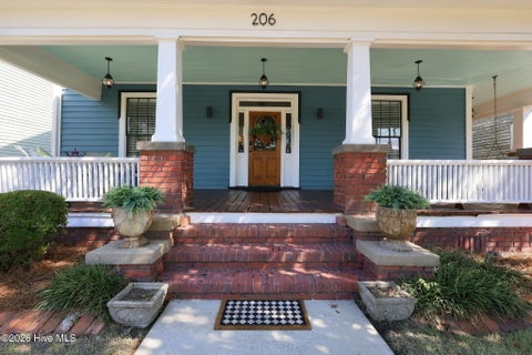 Tiny photo for 206 E 2nd Street, Washington, NC 27889 (MLS # 100607488)