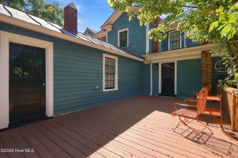 Tiny photo for 206 E 2nd Street, Washington, NC 27889 (MLS # 100607488)