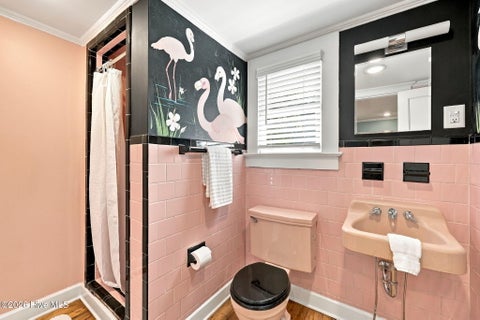 Tiny photo for 206 E 2nd Street, Washington, NC 27889 (MLS # 100607488)